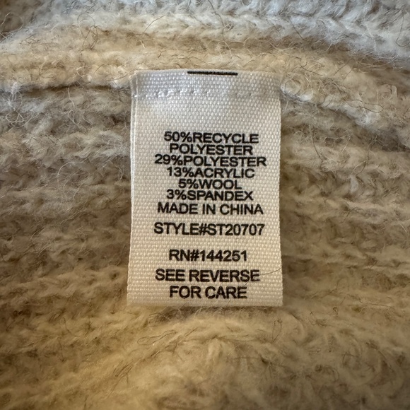 New Jessica Simpson Wool Blend Beige Size Small - Picture 7 of 7